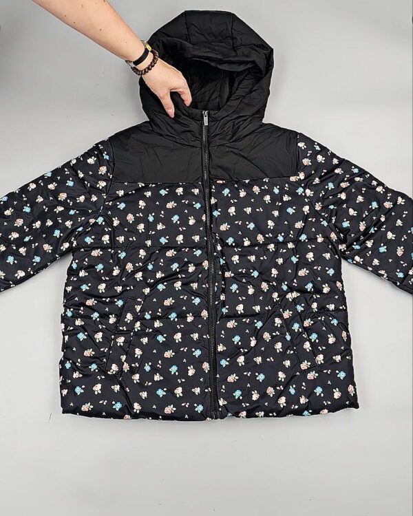 Фотография  370 - Верхняя одежда VILA#10,2 кг, ЛОТ №6825 оптом в Москве и Московской области