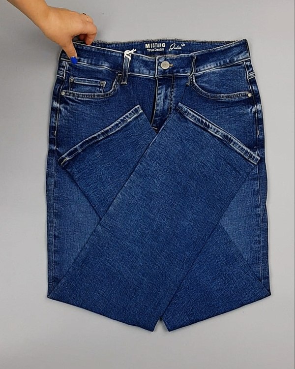 Фотография  717 - Джинсы MUSTANG м/ж#5 кг, ЛОТ №6960 оптом в Москве и Московской области