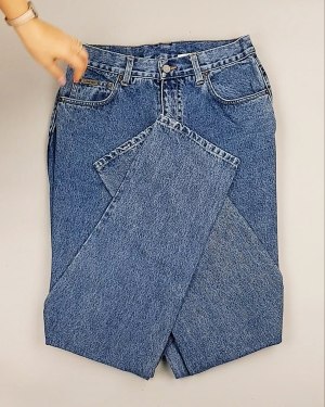 Фотография  550 - Джинсы CALVIN KLEIN муж #8,1 кг, ЛОТ №7022 оптом в Москве и Московской области