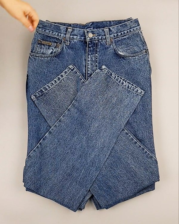 Фотография  449 - Джинсы CALVIN KLEIN муж #8,1 кг, ЛОТ №7022 оптом в Москве и Московской области