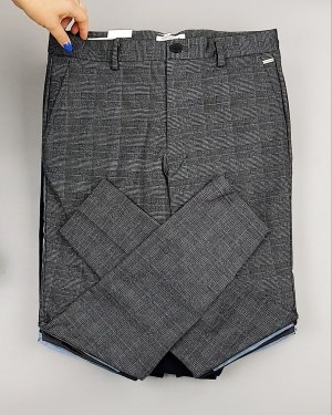 Фотография  691 - Брюки + джинсы JACK JONES 094#10 кг, ЛОТ №6963 оптом в Москве и Московской области