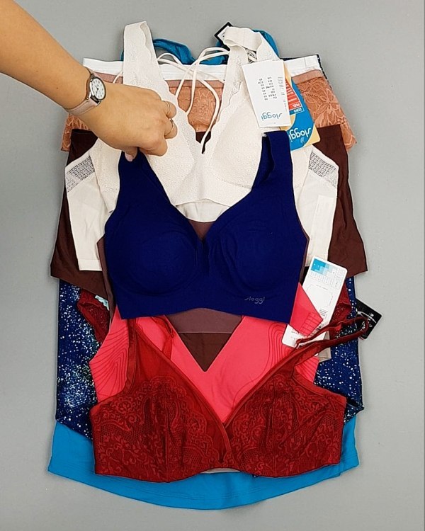 Фотография  477 - Нижнее белье TRIUMPH 104#33 шт, ЛОТ №7135 оптом в Москве и Московской области