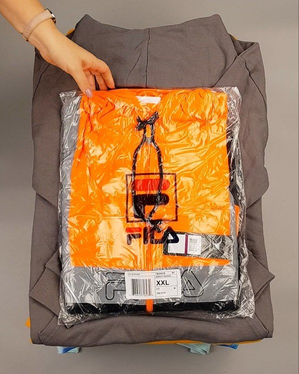 Фотография  483 - HOODIE CAN 084#10 кг, ЛОТ №7034 оптом в Москве и Московской области