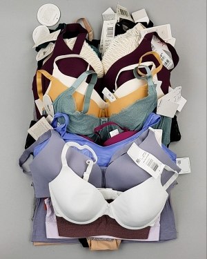 Купить Нижнее белье TRIUMPH 104#33 шт, ЛОТ №7134 оптом в Москве и Московской области