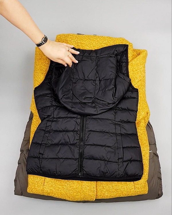 Фотография  972 - Верхняя одежда ONLY 104#10 кг, ЛОТ №7194 оптом в Москве и Московской области