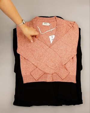 Фотография  741 - ONLY Winter mix 104#15 кг, ЛОТ №7182 оптом в Москве и Московской области