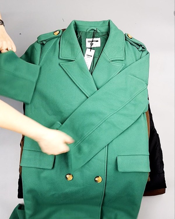 Фотография  447 - Верхняя одежда BESTSELLER Дания 104#10 кг, ЛОТ №7267 оптом в Москве и Московской области