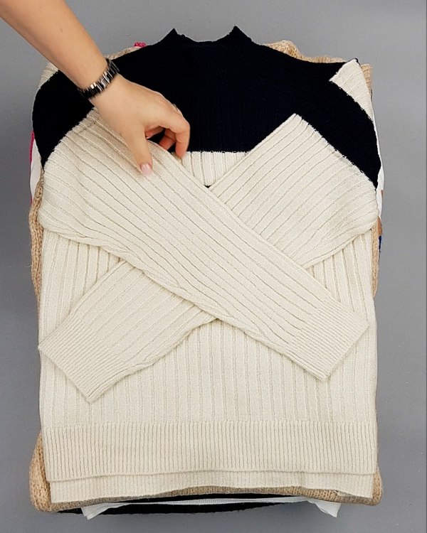 Фотография  701 - Джемпера Bestseller 104#7 кг, ЛОТ №7229 оптом в Москве и Московской области