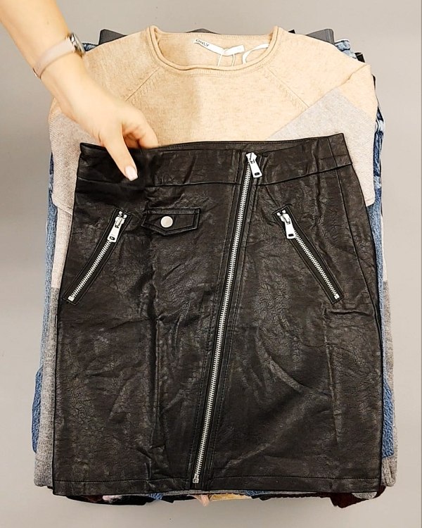 Фотография  523 - ONLY Winter mix 104#15 кг, ЛОТ №7182 оптом в Москве и Московской области