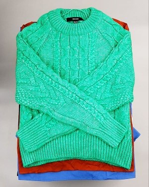 Купить Bestseller Winter mix 104#15 кг, ЛОТ №7347 оптом в Москве и Московской области