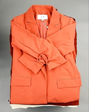 Купить Bestseller Winter mix 104#15 кг, ЛОТ №7344 оптом в Москве и Московской области