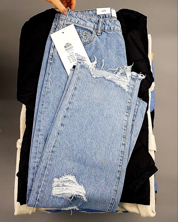 Фотография  676 - Bestseller Winter В mix 114#15 кг, ЛОТ №7372 оптом в Москве и Московской области