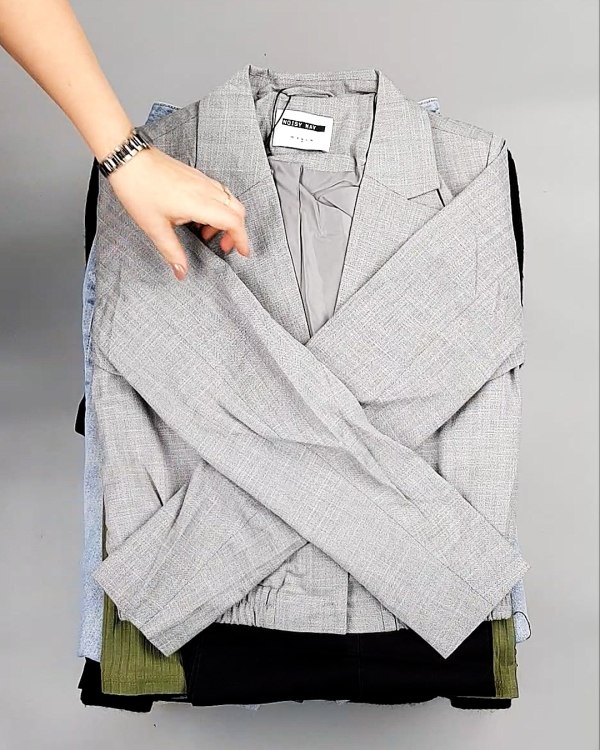 Фотография  244 - Bestseller Winter mix 104#15 кг, ЛОТ №7347 оптом в Москве и Московской области