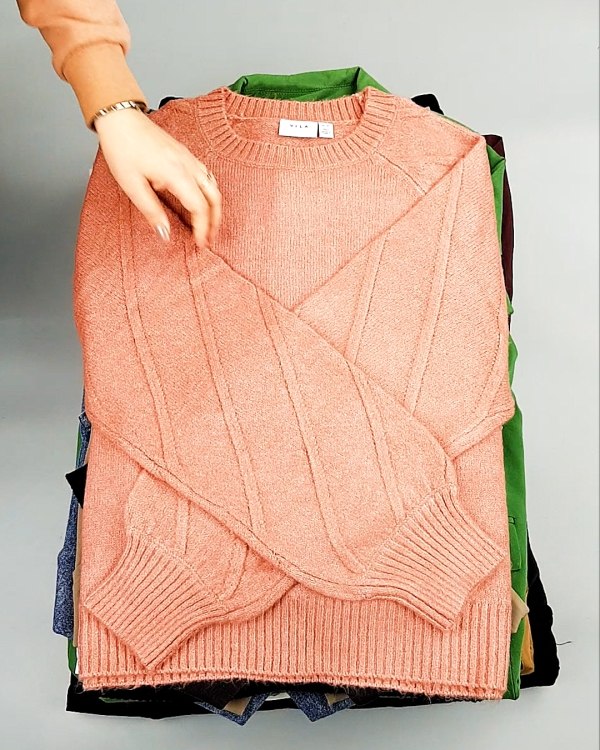 Фотография  701 - Bestseller Winter В mix 114#15 кг, ЛОТ №7374 оптом в Москве и Московской области