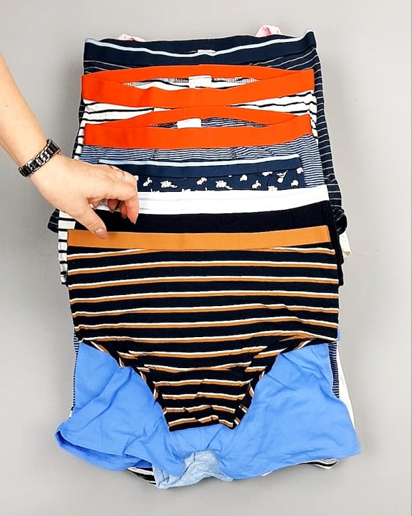 Фотография  545 - Нижнее белье TCM Kids 074#5 кг, ЛОТ №7395 оптом в Москве и Московской области