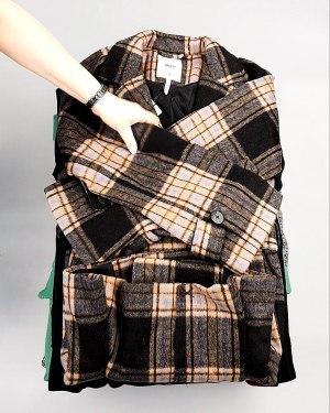 Фотография  767 - Пальто Bestseller 104#10,75 кг, ЛОТ №7561 оптом в Москве и Московской области