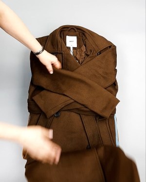 Фотография  943 - Пальто Bestseller 104#10,5 кг, ЛОТ №7559 оптом в Москве и Московской области