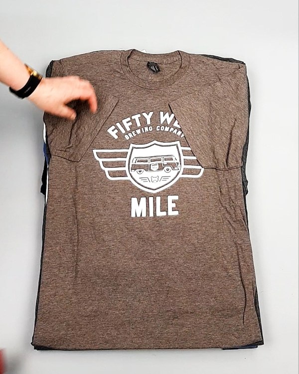 Фотография  671 - Футболки СТОК CAN 084#5 кг, ЛОТ №7839 оптом в Москве и Московской области