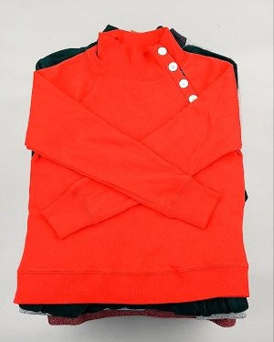 Купить SWEATSHIRT CAN 084#10 кг, ЛОТ №7619 оптом в Москве и Московской области