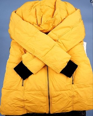 Купить Верхняя одежда AMAZON жен 015#10 кг, ЛОТ №7714 оптом в Москве и Московской области