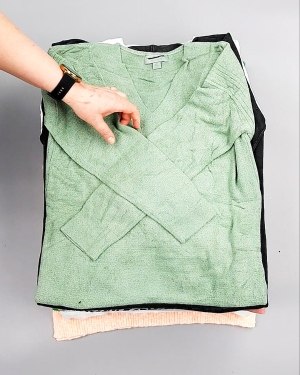 Фотография  392 - Джемпера легкие СТОК CAN 084#7 кг, ЛОТ №7635 оптом в Москве и Московской области