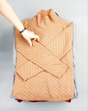 Фотография  403 - SWEATSHIRT CAN 084#10 кг, ЛОТ №7619 оптом в Москве и Московской области