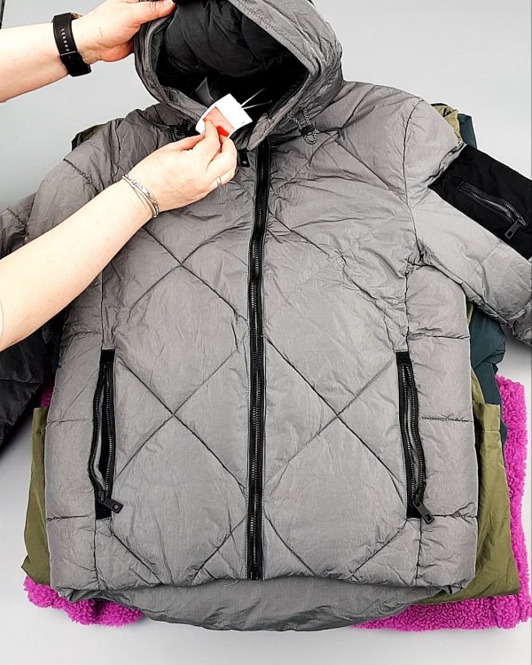 Фотография  490 - Верхняя одежда м/ж C&A 025#10 кг оптом в Москве и Московской области