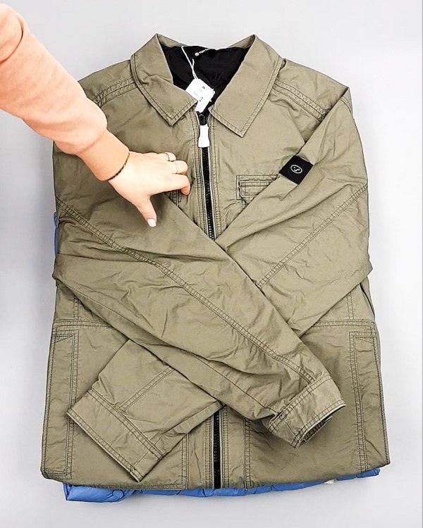 Фотография  102 - Верхняя одежда весна TOM TAILOR 124#7,8 кг, ЛОТ №7581 оптом в Москве и Московской области