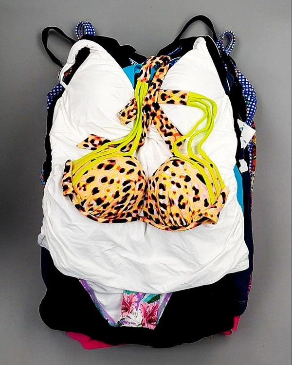 Фотография  266 - Купальники СТОК CAN 124#5 кг, ЛОТ №7688 оптом в Москве и Московской области