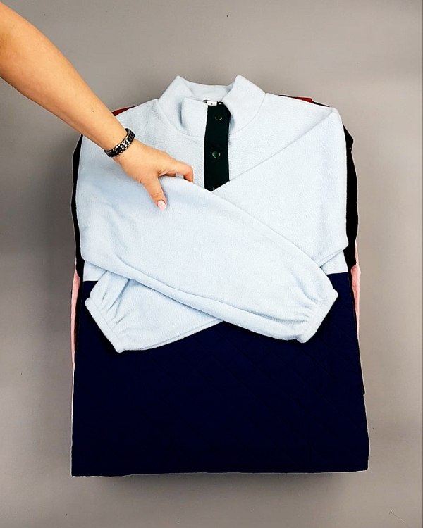 Фотография  233 - SWEATSHIRT CAN 084#10 кг, ЛОТ №7621 оптом в Москве и Московской области