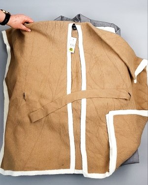 Фотография  294 - Кардиганы СТОК CAN 084#7 кг, ЛОТ №7673 оптом в Москве и Московской области