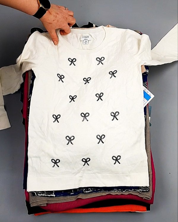 Фотография  597 - Джемпера легкие СТОК CAN 084#7 кг, ЛОТ №7633 оптом в Москве и Московской области