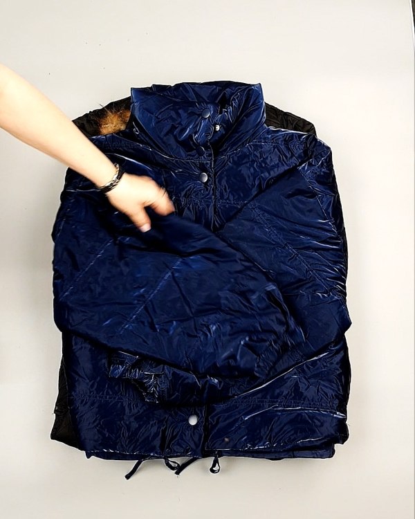 Фотография  106 - Верхняя одежда AMAZON жен 015#10 кг, ЛОТ №7714 оптом в Москве и Московской области