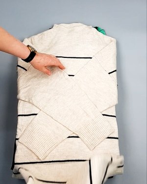 Фотография  315 - Платья СТОК CAN зима 084#7 кг, ЛОТ №7826 оптом в Москве и Московской области