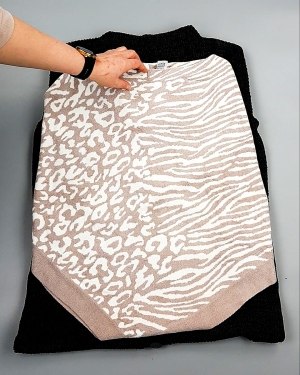 Фотография  228 - Джемпера СТОК CAN 084#7 кг, ЛОТ №7648 оптом в Москве и Московской области