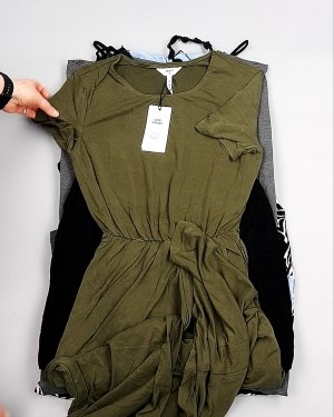 Фотография  175 - Платья Bestseller Summer 104#5 кг, ЛОТ №7701 оптом в Москве и Московской области