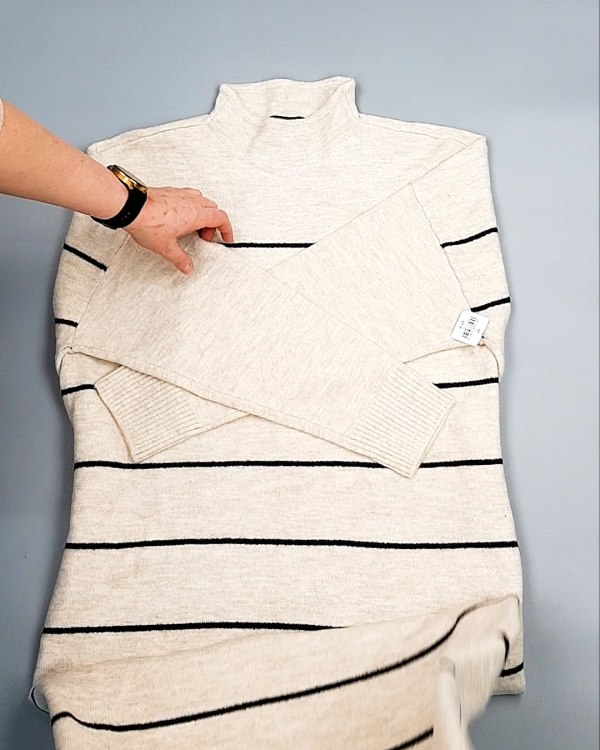 Фотография  356 - Платья СТОК CAN зима 084#7 кг, ЛОТ №7695 оптом в Москве и Московской области