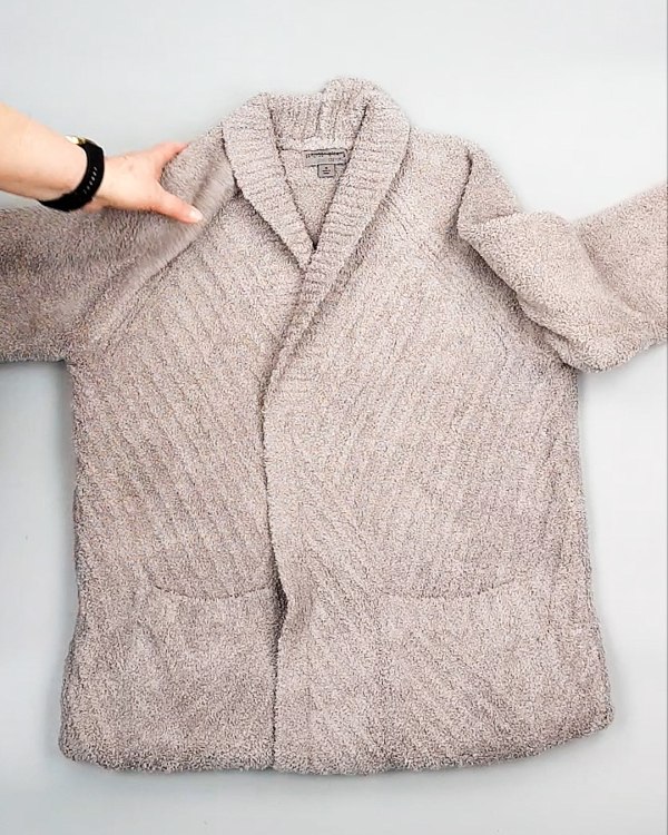 Фотография  135 - Кардиганы СТОК CAN 084#7 кг, ЛОТ №7673 оптом в Москве и Московской области