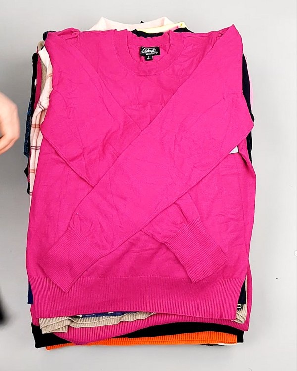 Фотография  723 - Джемпера легкие СТОК CAN 084#7 кг оптом в Москве и Московской области