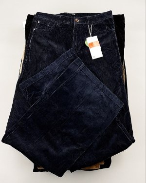 Купить Брюки вельветовые м/ж C&A 025#10 кг, ЛОТ №8031 оптом в Москве и Московской области