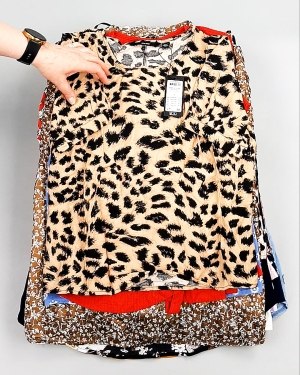 Фотография  321 - Блузки Bestseller 44#5 кг, ЛОТ №8026 оптом в Москве и Московской области