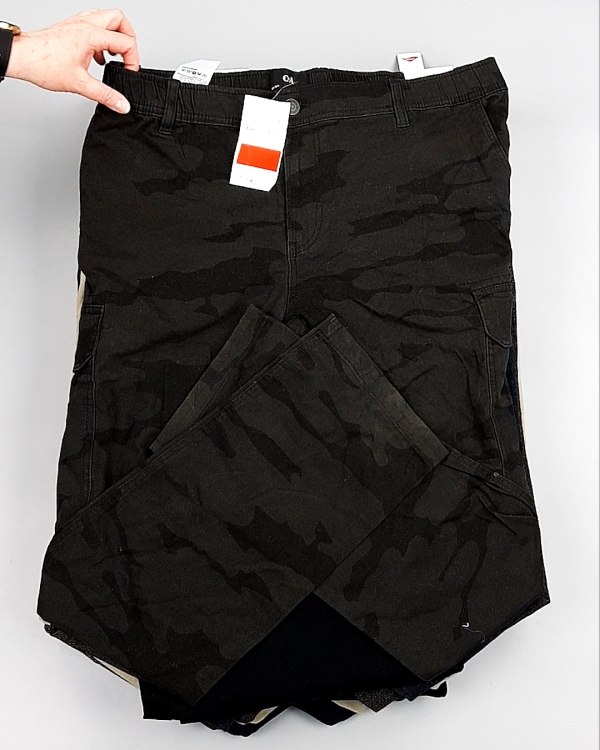 Фотография  517 - Брюки мужские зима C&A 025#10 кг, ЛОТ №7913 оптом в Москве и Московской области