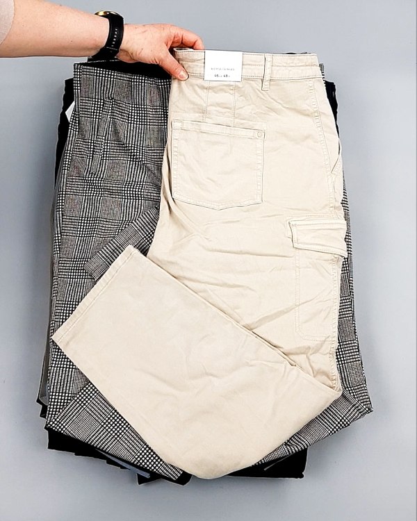 Фотография  155 - Брюки женские лето C&A 025#10 кг, ЛОТ №7895 оптом в Москве и Московской области