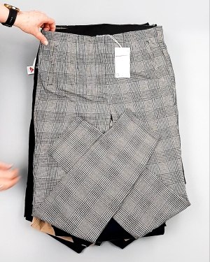 Фотография  184 - Брюки женские лето C&A 025#10 кг оптом в Москве и Московской области