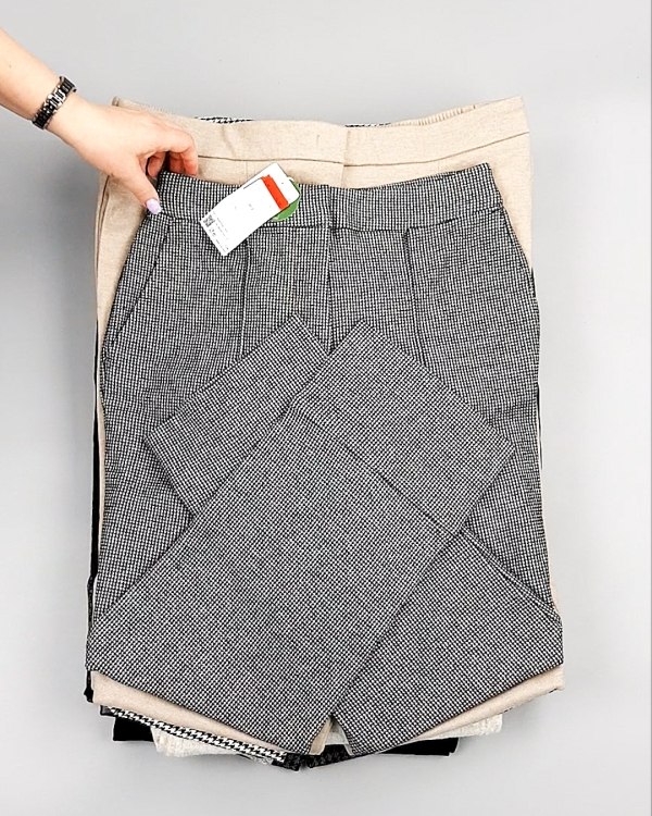 Фотография  553 - Брюки женские зима C&A 025#10 кг, ЛОТ №7911 оптом в Москве и Московской области