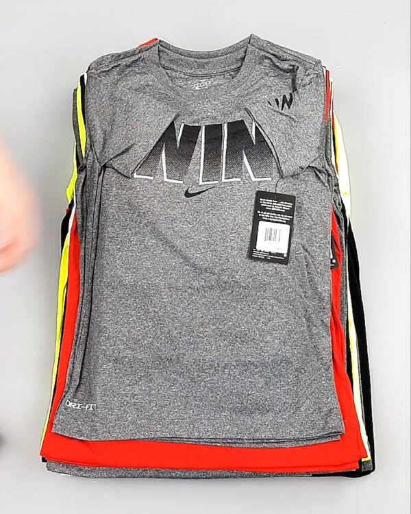 Фотография  926 - Футболки детские NIKE CAN 084#5 кг, ЛОТ №8301 оптом в Москве и Московской области