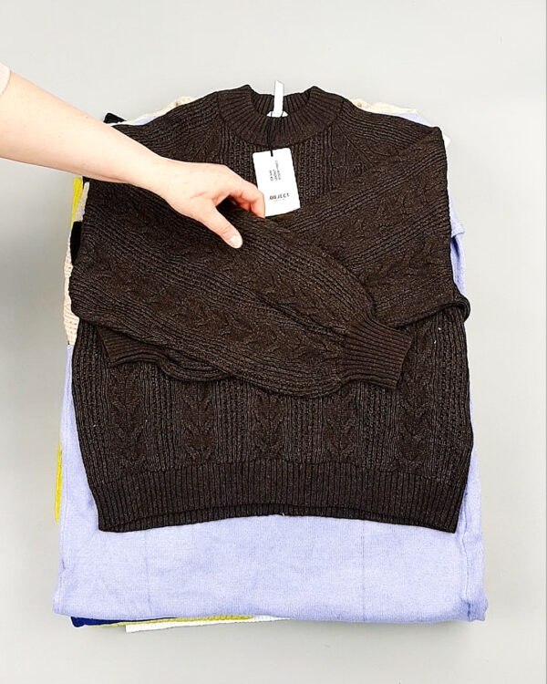 Фотография  396 - Джемпера Bestseller+DK 035#7 кг, ЛОТ №8260 оптом в Москве и Московской области