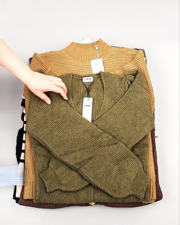 Фотография  938 - Джемпера Bestseller+DK 035#7 кг, ЛОТ №8258 оптом в Москве и Московской области