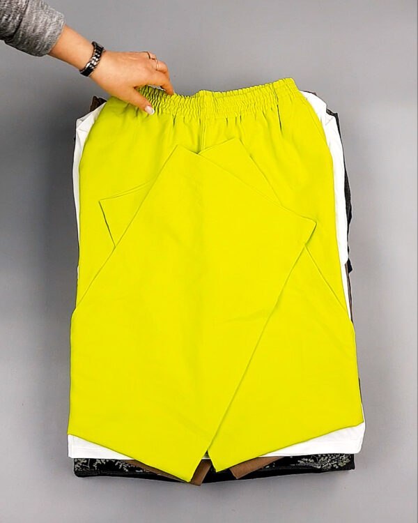 Фотография  816 - Bestseller+DK Summer mix 035#15 кг, ЛОТ №8233 оптом в Москве и Московской области