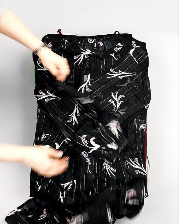 Фотография  956 - OTHER STORIES mix 06 B 035#15 кг, ЛОТ №8193 оптом в Москве и Московской области